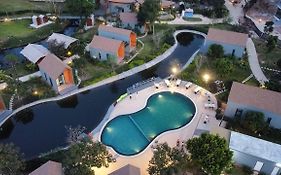 The Tree Riverside Resort Kaeng Krachan